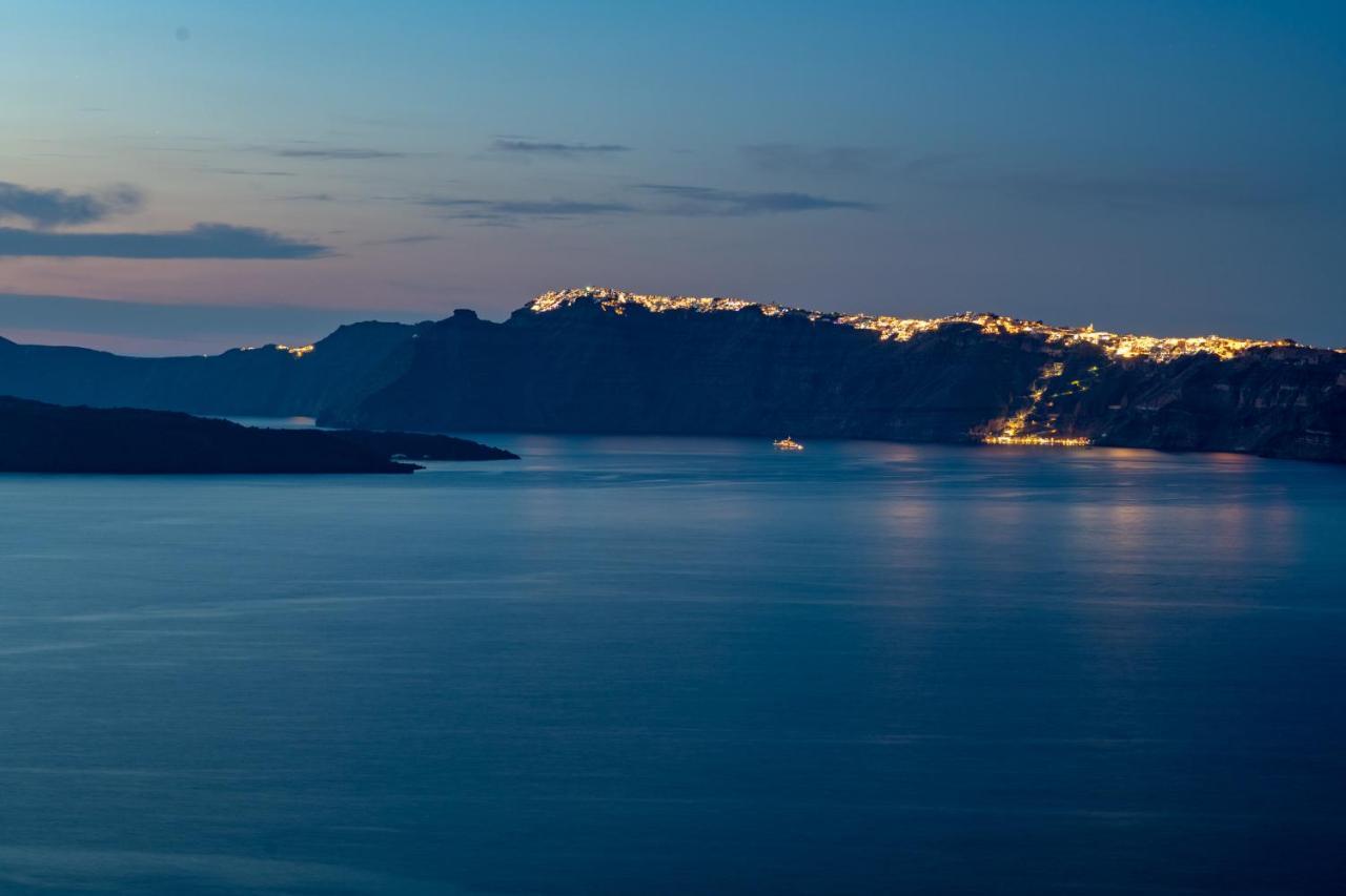 Blu Rooms Akrotírion Eksteriør bilde